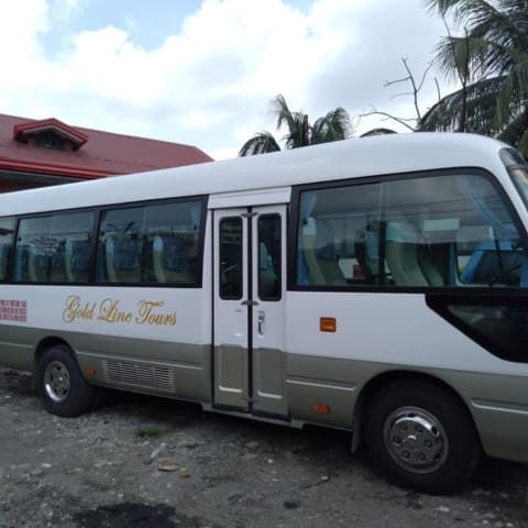 Gold Line Coaster Bus