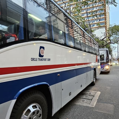 Tourist bus rental