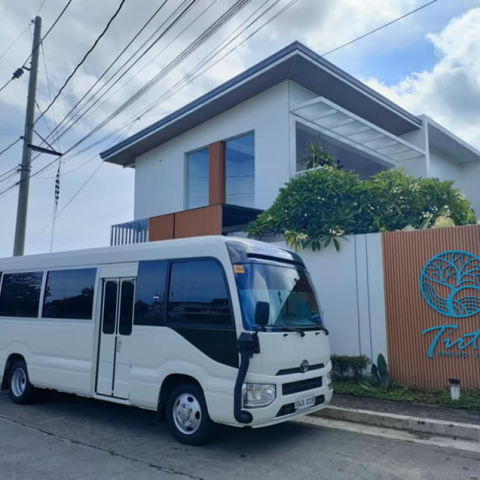 Fox Travel Coaster Bus Rental